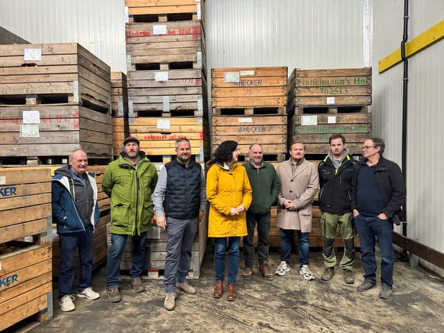 Besuch des Erzeugergroßmarkts für Obst und Gemüse in Efringen-Kirchen